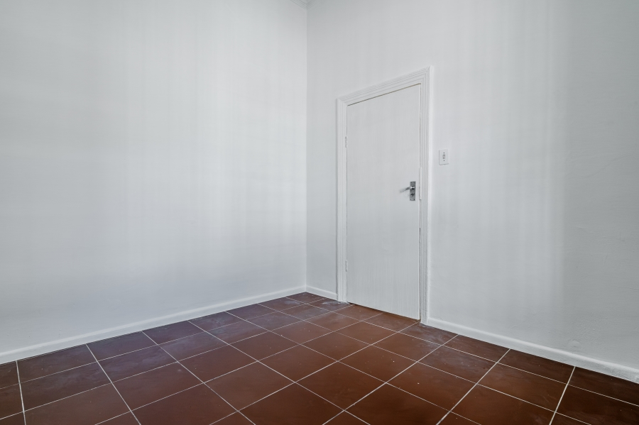 3 Bedroom Property for Sale in Woodstock Western Cape